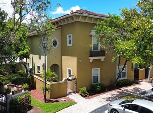 2851 W Prospect Rd UNIT 704, Tamarac, FL 33309