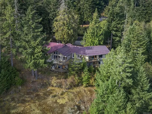 360 Wright Rd, Saltspring Island, BC V8K 2H8
