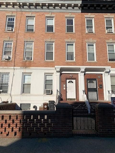 1st image of 1717 79th St