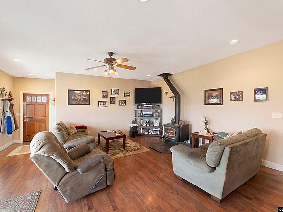 5th image of 2405 La Mancha Dr