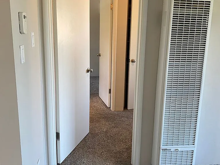 2251 Buena Vista Ave — Photo 8