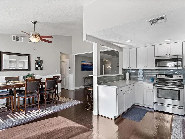 2938 Renee Ct — Photo 8