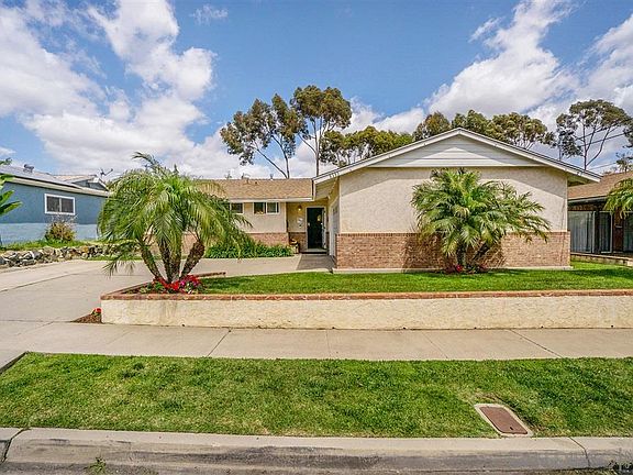 3rd image of 6393 E Lake Dr
