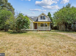 6169 Howells Rd, Alexandria, VA 22310