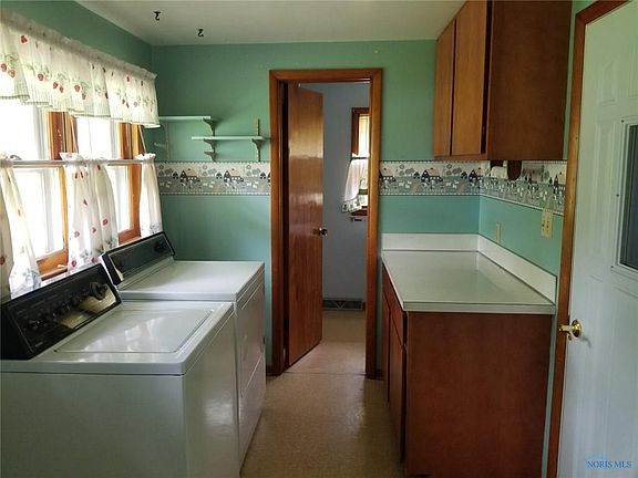 4th image of 1115 Cherry St