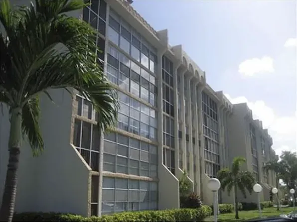 851 Three Islands Blvd, Hallandale Beach, FL