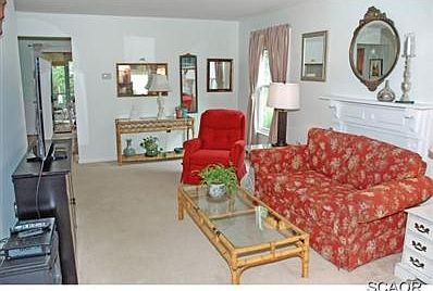 5th image of 22841 Holly Way E