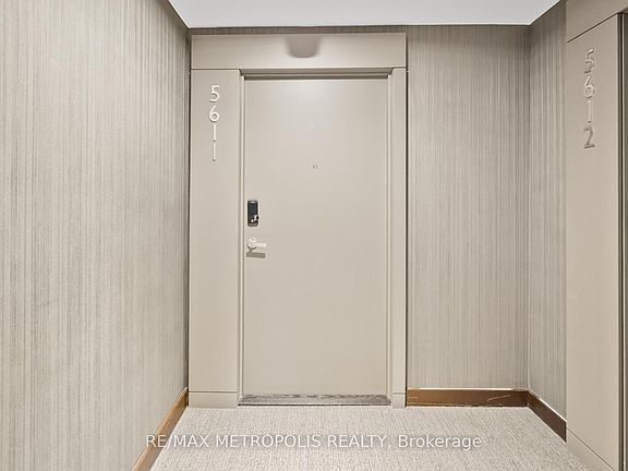 4th image of 448 Burnhamthorpe Rd W #5611
