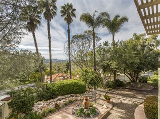 3929 Bluff Pl, Escondido, CA 92025