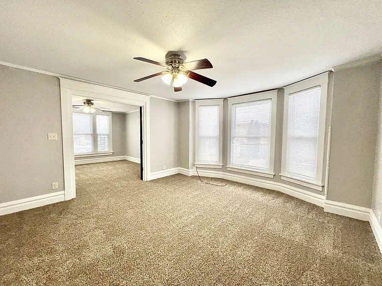 509 E Milwaukee St #3 — Photo 8