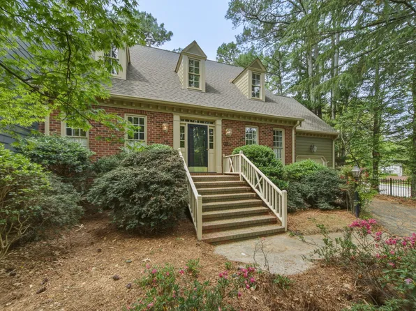 6107 Tipping Cir, Raleigh, NC 27609
