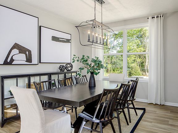 Formal Dining Room, Perfect for Entertaining