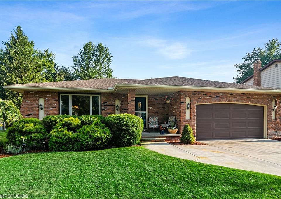 1st image of 14365 Revere Cir