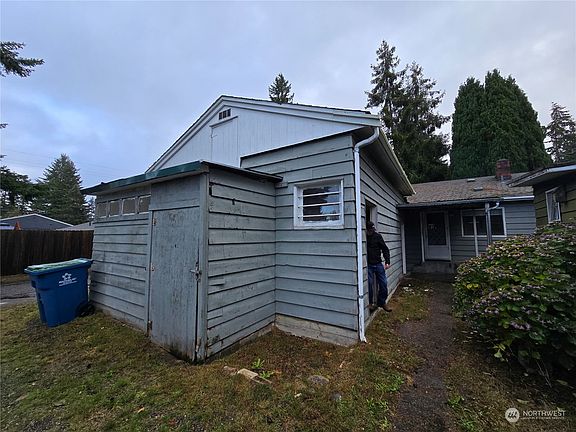 3rd image of 18822 64th Avenue W