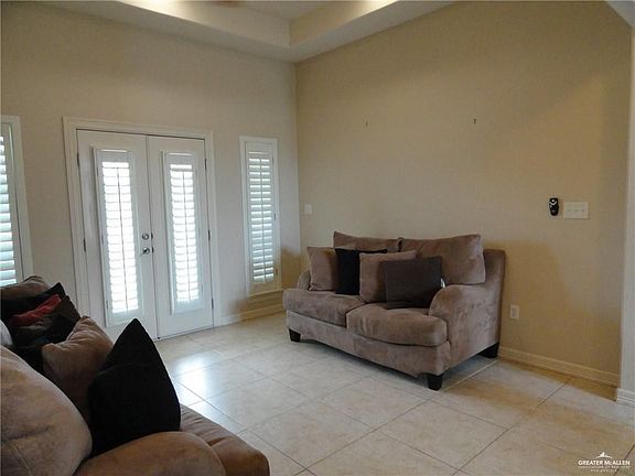 4th image of 4005 Fir Ave
