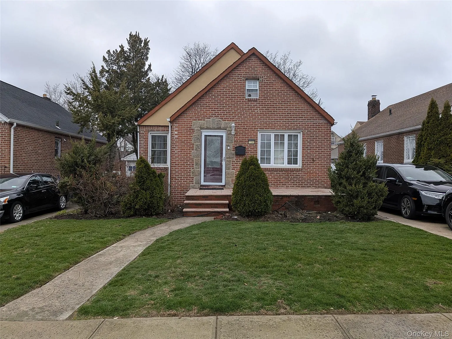 115-42 224th Street photo 1