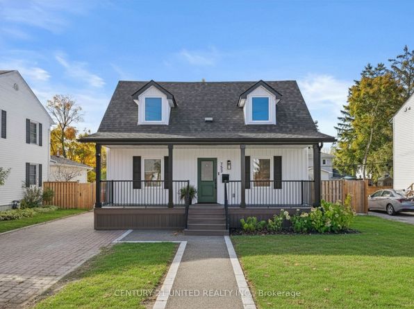 753 Chesterfield Ave, Peterborough, ON K9H 4Y1
