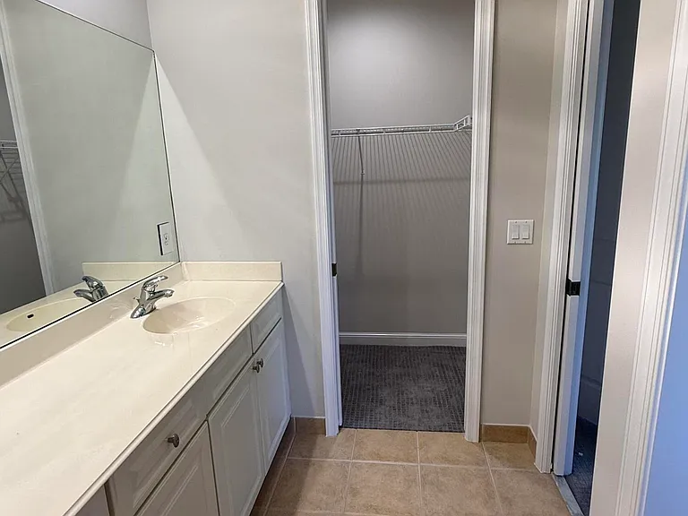 233 Evergrene Pkwy — Photo 20