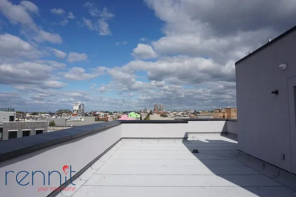 Rented by Rennit Inc. | media 48