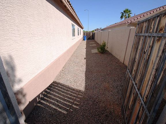 3rd image of 8421 E Meseto Cir