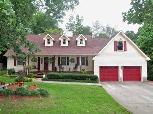 725 Hogans Branch Rd, Hendersonville, TN 37075