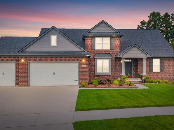 539 Tullamore Cir, Oxford, MI 48371