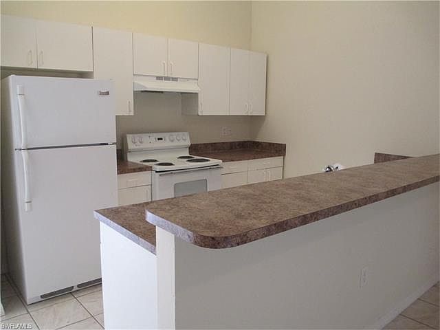 2nd image of 209 SE 23rd Pl