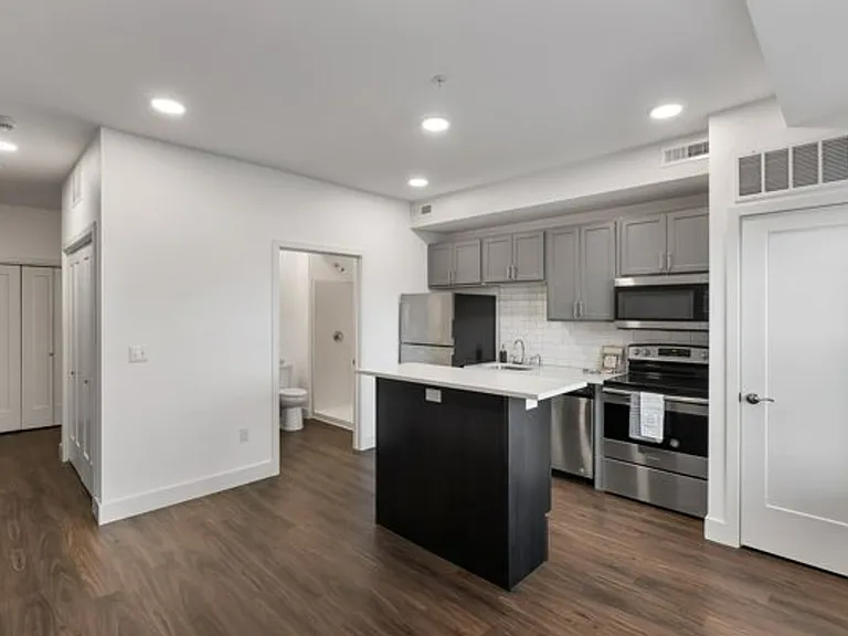 The Bend Apartments — Photo 69