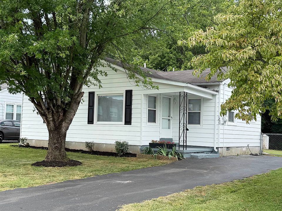 1st image of 1233 Durbin St