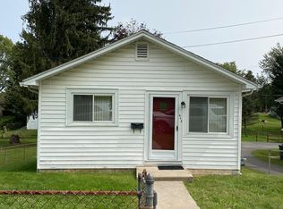 613 Temple St, Beckley, WV 25801