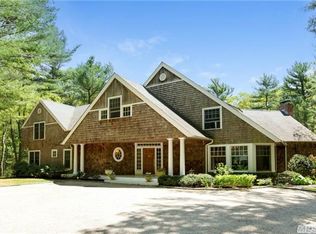 5 Old Pine Dr, East Hampton, NY 11937
