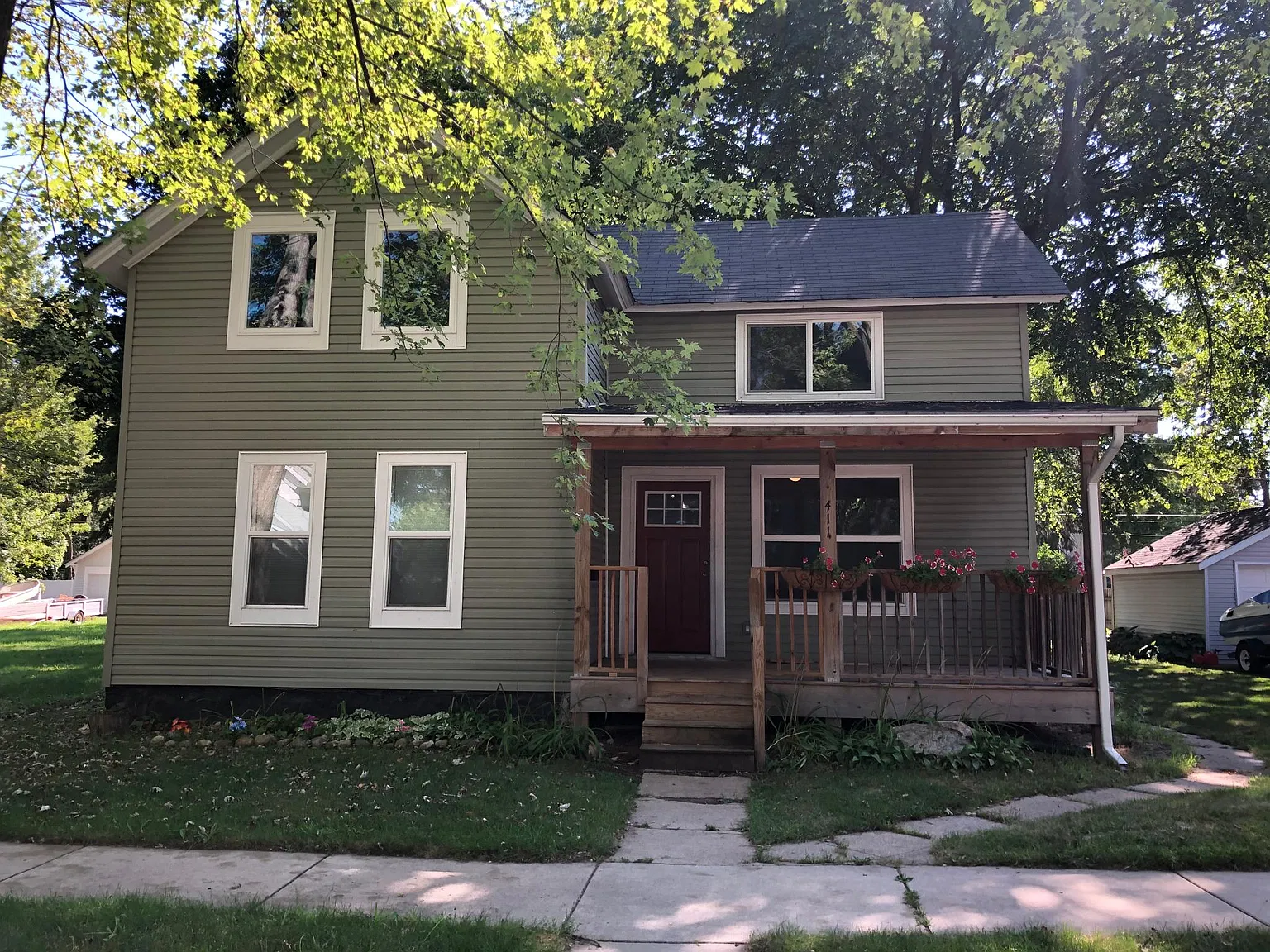 3 bed, 1380 sqft, $1,235 — Photo 3