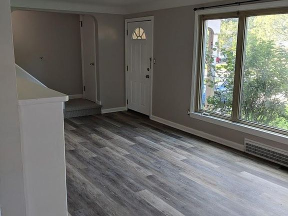 5th image of 4988 Anderson Rd