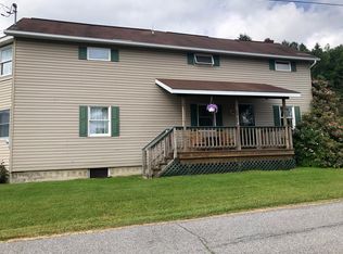 114 Scotland St, Dagus Mines, PA 15831