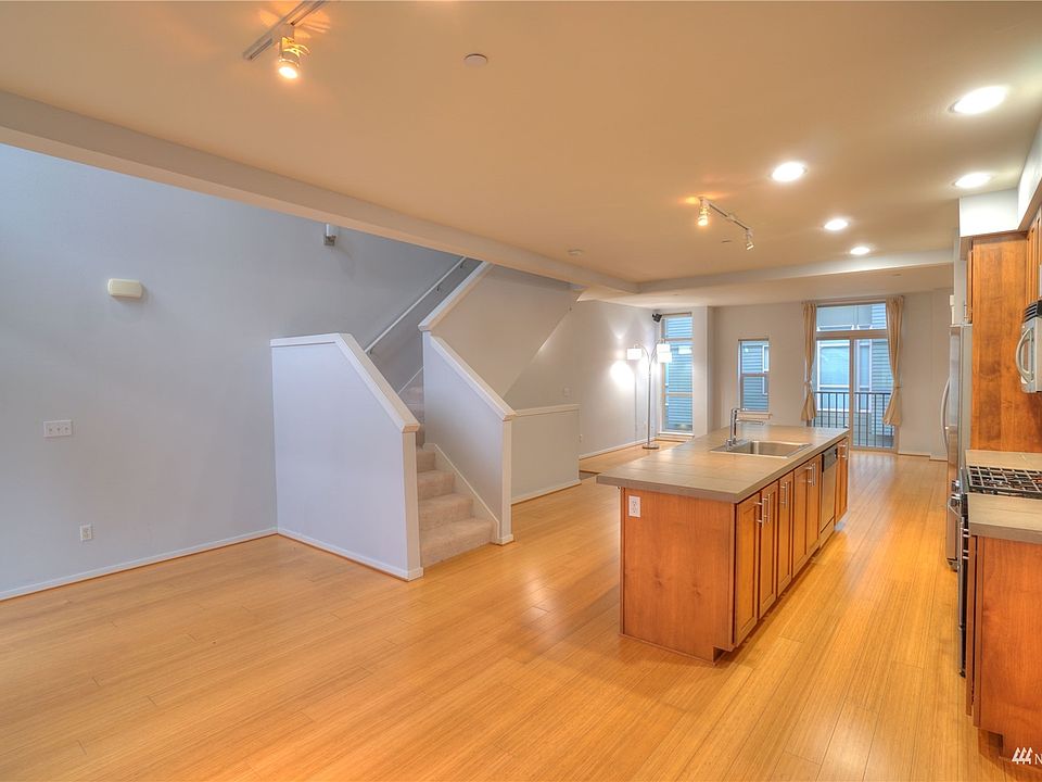 2131 S Court G WA Zillow Apartments for Rent in