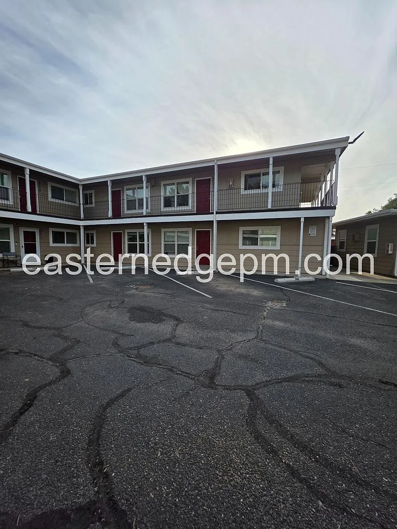 The Pines Apartments — Photo 2