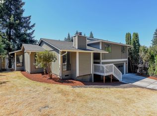 403 NW 103rd St, Vancouver, WA 98685