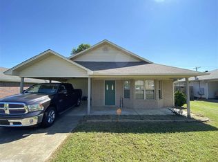 44 Robbye Ln, Searcy, AR 72143