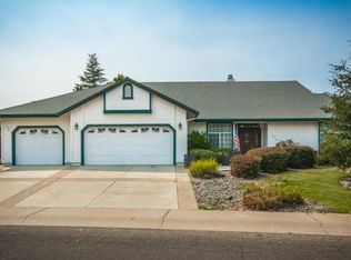 2224 Dartmouth Dr, Redding, CA 96001