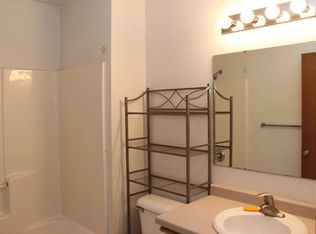 916 6th St S APT 1, La Crosse, WI 54601
