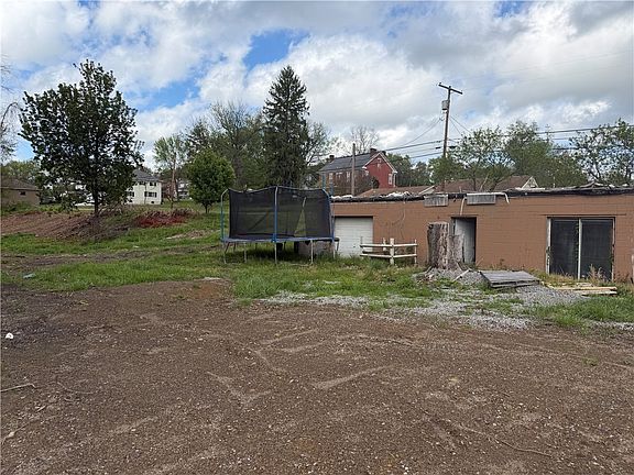 4th image of 269 Thompson Rd