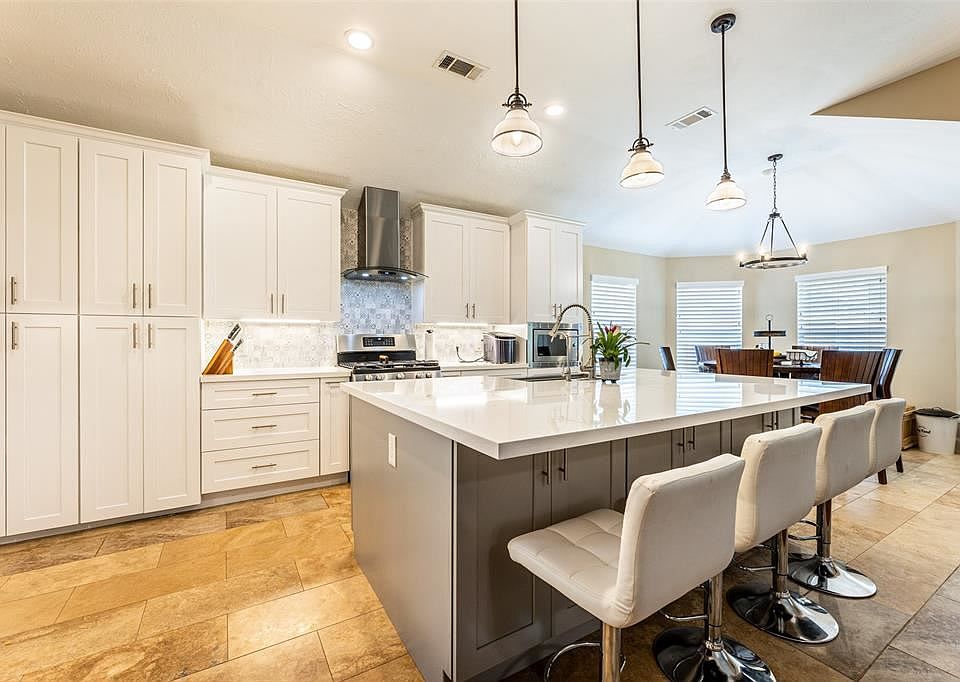 1st image of 6214 Marble Hollow Ln