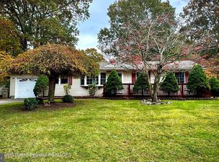 38 Moorage Ave, Bayville, NJ 08721