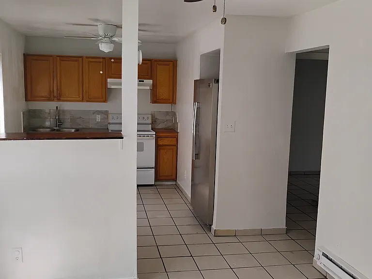 3233 W Melvin St #4 — Photo 16