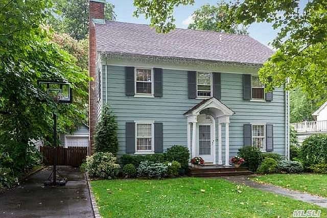 1st image of 13 Vista Way