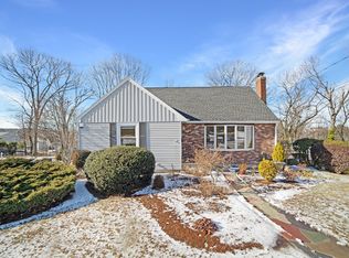 23 Stanley Cir #1, Quincy, MA 02169