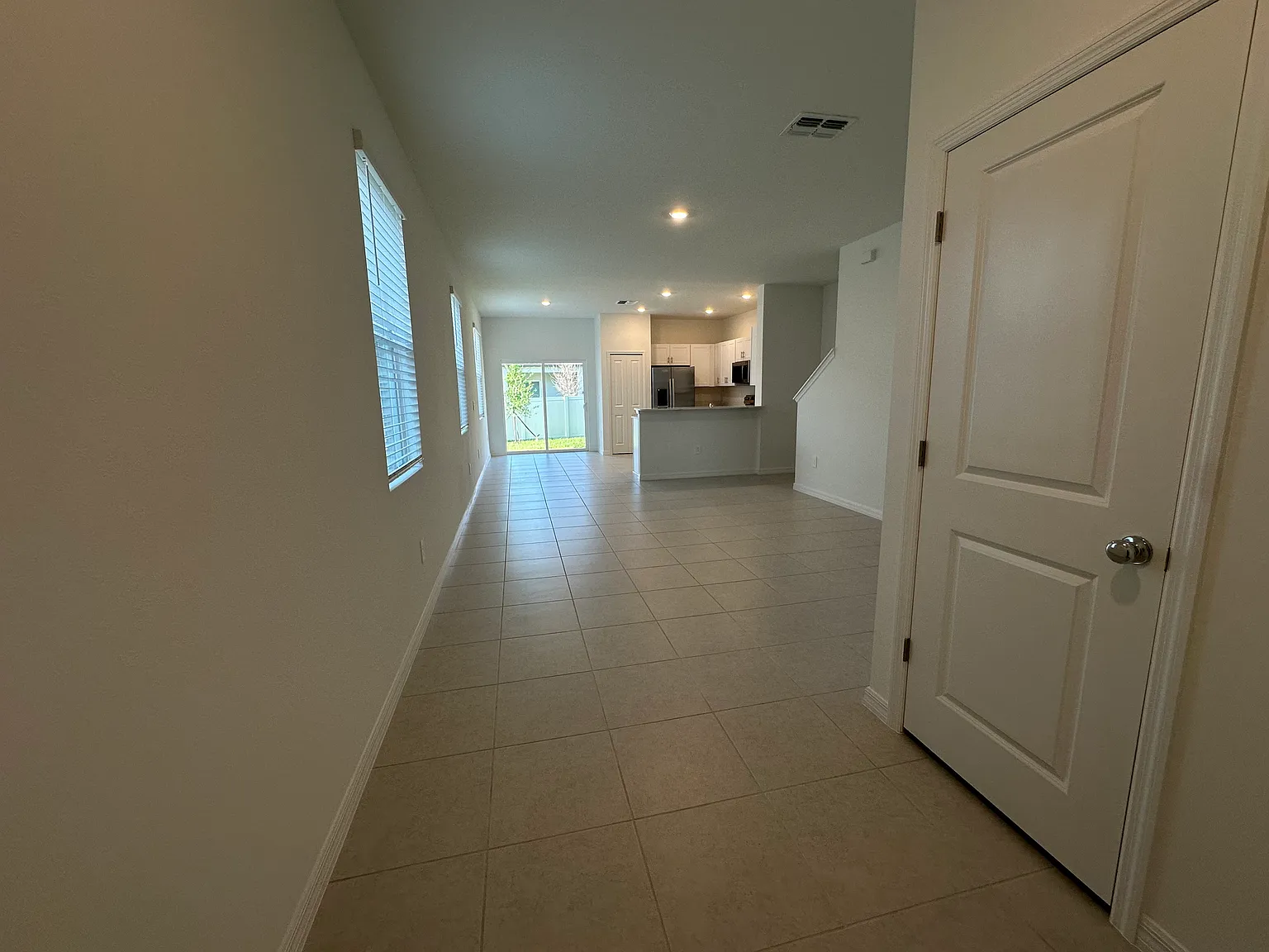 2 bed, 2.5 bath, 1513 sqft, $2,000 — Photo 2