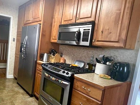 3rd image of 8102 Delaware St #B