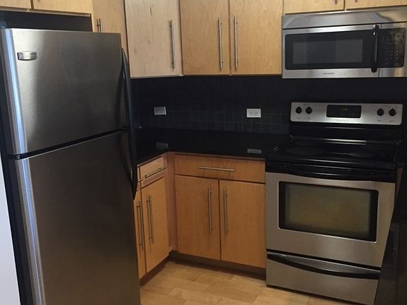 2nd image of 66 Main St APT 919