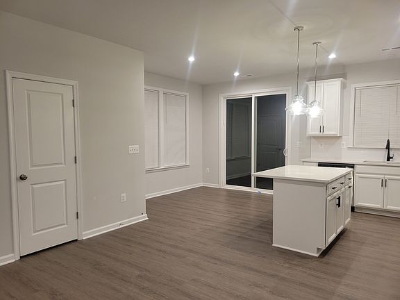 3rd image of 8603 Underhill Dr #1